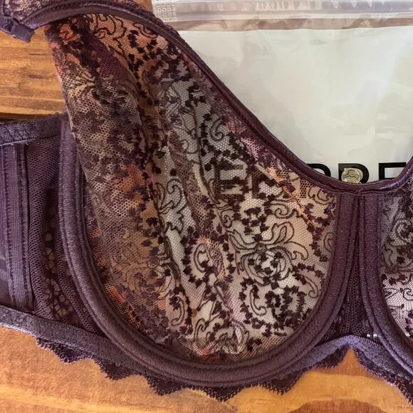 Empreinte 32E Bra (US 32DD) – Exquisite French Lingerie, Gently Tried On - Picture 4 of 8